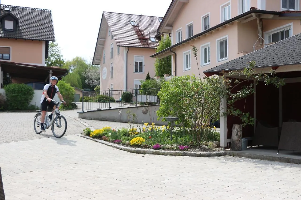 Gaestehaus Zehmerhof Bei Erding Walpertskirchen Gæstehus