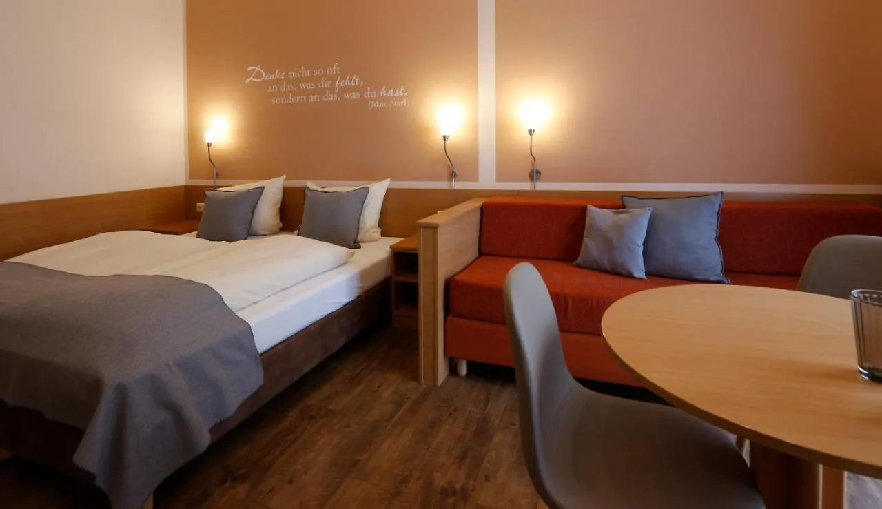 Gaestehaus Zehmerhof Bei Erding Walpertskirchen Gæstehus