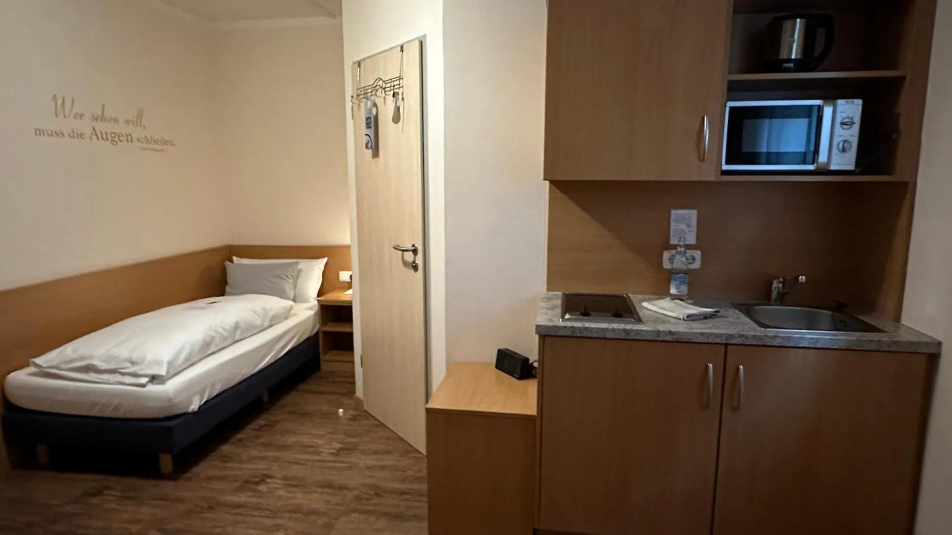 Gastehaus Zehmerhof Hotel Walpertskirchen Guest house
